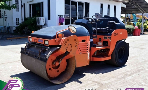 ขายรถบด HITACHI CC150C-2 รถบดหน้าเหล็ก-หลังยาง เทียบเท่า SAKAI TW502 เอวอ่อน ชั่วโมงน้อย มือสองสภาพดี นำเข้าจากญี่ปุ่น โดย P&P Pro