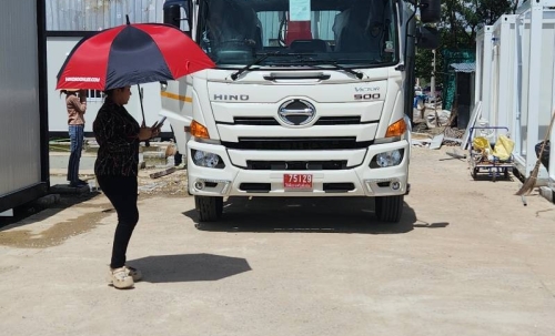 รถบรรทุกHINO ติดตั้งเครน 5 ตัน  ไกรสร 091-7838676