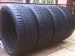 ยาง Bridgestone 235 35 19 ปี09 ดอกเต็มๆ