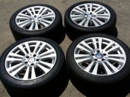 ล้อ BENZ ขอบ17 กว้าง7.5นิ้ว off +47 พร้อมยาง Goodyear 225 45 17 ดอกเยอะ