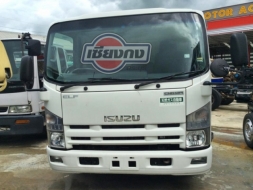 รถบรรทุก 6ล้อ ISUZU NPR ไฟตั้ง