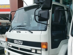 หัวเก๋ง ISUZU Rocky