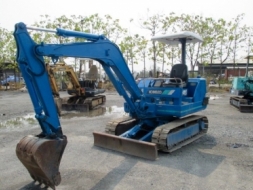 KOBELCO SK027 ขนาดPC-30 เครื่อง 3 สูบ&lt;เทอร์โบ&gt;รถเก่านอกแท้มีเอกสาร☎️ติดต่อ 085-5632278 (ราคาต่