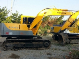 ขายรถแบคโฮ KOMATSU PC120-5 สภาพสวยพร้อมใช้งาน