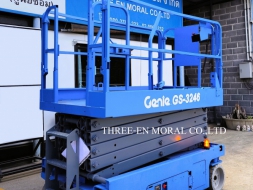 รถกระเช้า Scissor Lift Genie GS-3246